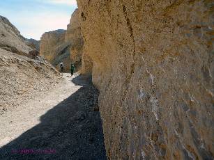 Death-Valley-2020-day8-2  Desolation  w.jpg (373124 bytes)